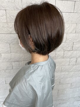 ラヴリア カミツ(LOVERIA KAMITSU) グラデーションショートボブ