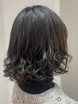 アピッシュ(apish 並木通り)&nbsp;伸ばしかけ毛先パーマ♪