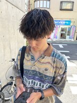 アイズ 海老名(AIZU)&nbsp;ツイストスパイラル ソフトツイスト縦落ち マッシュ 刈り上げ