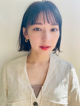ハニー 町田(HONEY) 20代30代40代愛され大人ボブ ダークオリーブベージュ 外ハネ