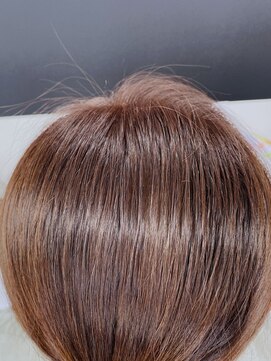 レイディバードカラー 深谷稲荷町店 根元の白髪染め（リタッチ）