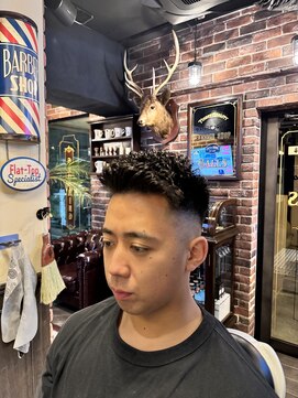 バレス 田町(BALES) スキンフェードスタイル