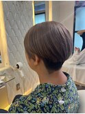 刈り上げ女性♪