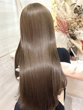 ラビス 池袋(Lovis) ワンレン/ネビージュ/小顔[エクステ/インナーカラー/韓国/池袋]