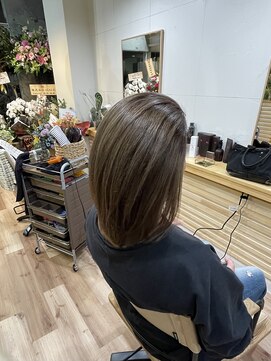 グロウ(GLOW) 大人ミディアム／【30代／40代／50代】