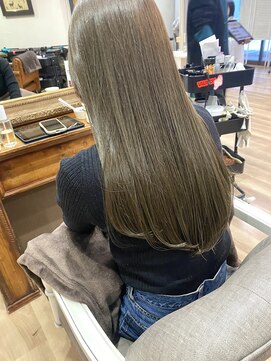 ゼン(ZEEN) 【ブリーチ無し、透明感オリーブベージュ】札幌駅/大通り