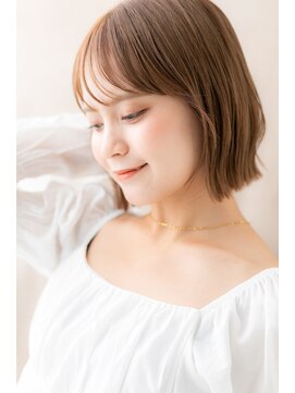 カバーヘア ブリス 志木南口駅前店(COVER HAIR bliss) □斜めバングカーキベージュ切りっぱなしボブ316志木20代30代