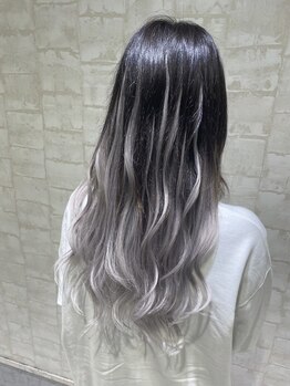 プレシャスバイプロデュース(precious by Produce)の写真/グラデーション・ハイライト・ポイントカラーなど、ダメージレスでなりたい髪を手に入れられる♪
