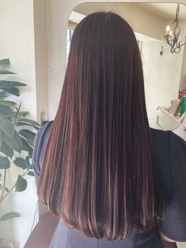 アミュレ(Amule) 艶感チェリーレッドスーパーロングレイヤー上品内巻き重めロング