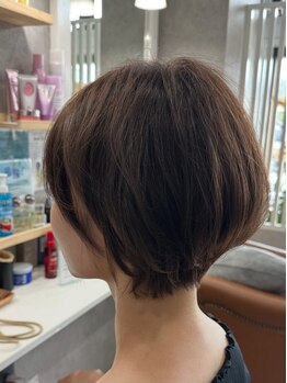 アロンヘア(A.ron hair)の写真/個性を生かした雰囲気のあるスタイルを*クセや骨格を見極め、あなただけに似合うヘアをご提案します♪