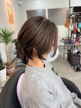 ナジック(749) 立体感アップ♪大人ショート×コントラストハイライト