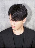 無造作センターパートマッシュ！刈り上げなしのナチュラルミディ