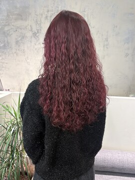 メク(meku) ブリーチなし深みボルドーカラー*関内美容室