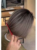 サロウィン 下北沢(SALOWIN) ナチュラルなグレージュのシャドールーツ