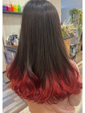 ヘアーデザインフアリ(Hair design fuari) 巻くだけで可愛いグラデーションレッド