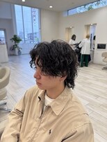 ロンド ラマ 岐阜(Lond bla-ma)&nbsp;センターパートウルフ×波巻きツイスパ【Lond伊藤メンズ】