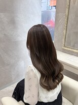 コレル(KORELLE)&nbsp;細め馴染ませハイライトで自然な立体感