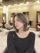 ユーアンボワーズ(U-AMBOISE) <白髪ぼかし>柔らかく上品な丸みレイヤーボブ【寝屋川市駅】