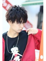 ネイビー(NAVY)&nbsp;前下がりマッシュ×ツヤ髪×ゆるスパイラル 横顔もかっこよく