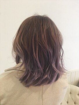 ネオリーブエム(Neolive em;) neolive em ピンクグラデーション☆