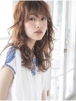 ちょっぴりセクシーな細束ウェーブ