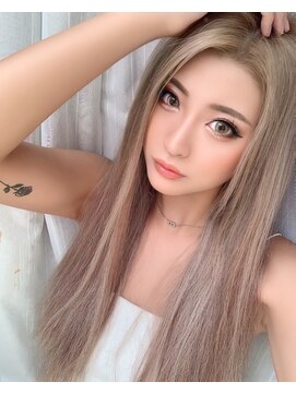 ローレン(Rollen) 派手可愛いホワイトグレージュ×シールエクステ☆RolleN