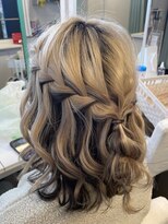 マーズ(Hair&Make Mars+)&nbsp;ウォーターフォールハーフアップ