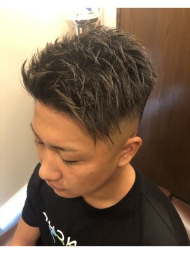 ヒロギンザバーバーショップ 神楽坂店(HIRO GINZA BARBER SHOP) スキンフェード×ラフショート