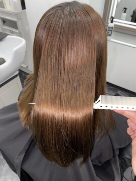 エスカーラ 表参道(THE ESCALA) @aidaman321/セクションカラー/ペールベージュ/外ハネボブ/