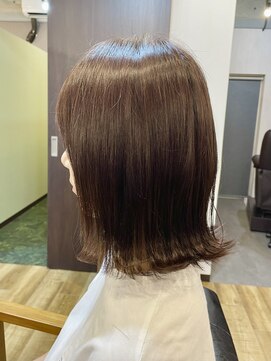 ラシクベル(Lashiku Belle) 切りっぱなし外ハネボブ