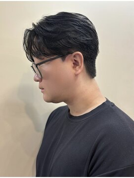 レーヴス(REVES) 毛流れセンターパート