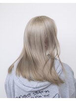 ルプラ ブリリアント(le-pla brilliant)&nbsp;ミルクティーベージュ/ダブルカラー/ブリーチ/レイヤーカット