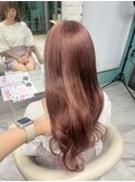 ピンクベージュ