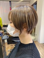 ヘアリゾート粋 新宿三丁目本店 《前地 麻衣》美シルエットショート/外国人風ハイライトカラー