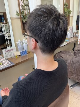 コア フィール ア デイ(COIFFURE A DAY) 【見附 今町】メンズショート 爽やか ツーブロック