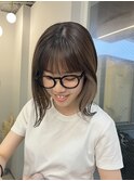 外ハネスタイル/イヤリングカラーホワイトベージュ