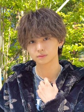 ナチュラル 渋谷(NATURAL) フェザーパーマ/スパイキーショート/サーフカール[メンズ/渋谷]