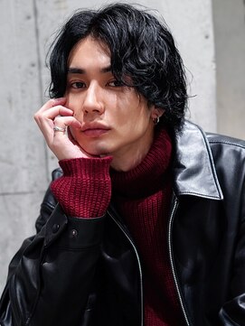 ライラ(Lyla) リバーススパイラルミディ