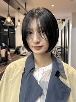 アビー(ABBEY)&nbsp;長め前髪のボブスタイル
