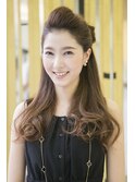 【華やかアレンジ】こなれヘアのポンパハーフアップ