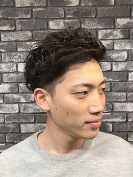 バーバーサロン ヘアージェニック(BarBer Salon Hair Genic) Genic 2ブロックパーマスタイル