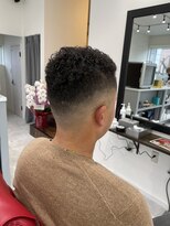 キューカンバー(CUCUMBER)&nbsp;フェードカット