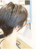 【PITO】耳だしショート　マニッシュ　首のライン綺麗