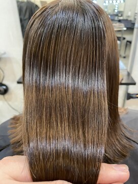 エヴァー(ever) マッシュ/くびれヘア/ビタミンカラー[表参道駅/原宿駅]