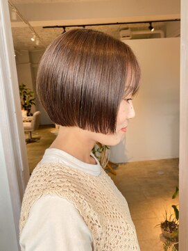 ノラ(Nora) *伸ばし中でもまとまるボブ*