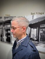 リバレッジ 広尾(Leverage)&nbsp;大人海外メンズヘア七三分けサイドパートフェードカット