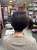 ショートボブ