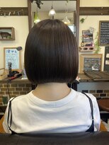 ヘアークローバー(hair Clover) 襟足ギリギリ前下がりボブ