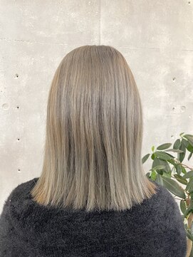 ネオリーブカフ 鶴ヶ峰店(Neolive caff) グレージュ　ダブルカラー　ハイトーン