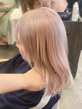 メイ 池袋(mei) ホワイトピンク/ダブルブリーチ/ハイトーン